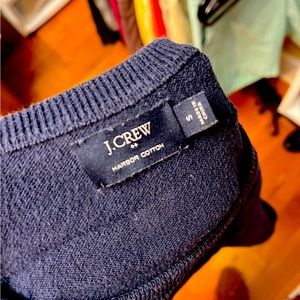 J.Crew knit sweater. Men’s size small. Nice navy blue color.